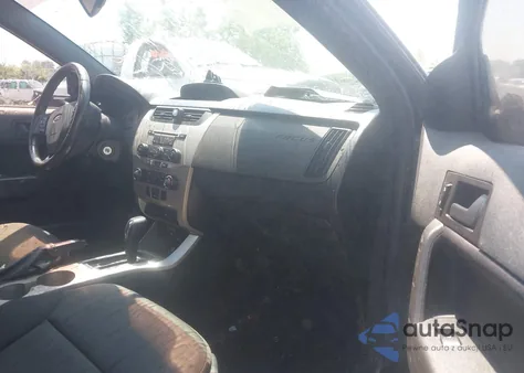 2011 Ford Focus Se z USA, uszkodzony, nr VIN 1FAHP3FN0BW161523